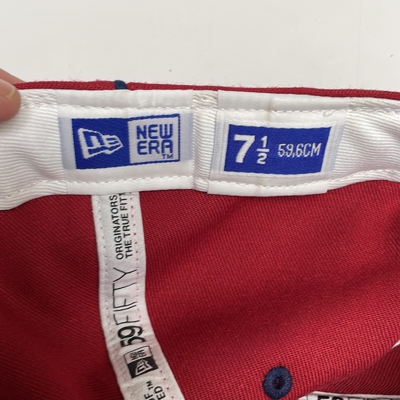 New Era 59FIFTY "DVS" Red-Burgundy with Blue Piping Fitted Wool Skate Cap 7½ - Picture 9 of 10